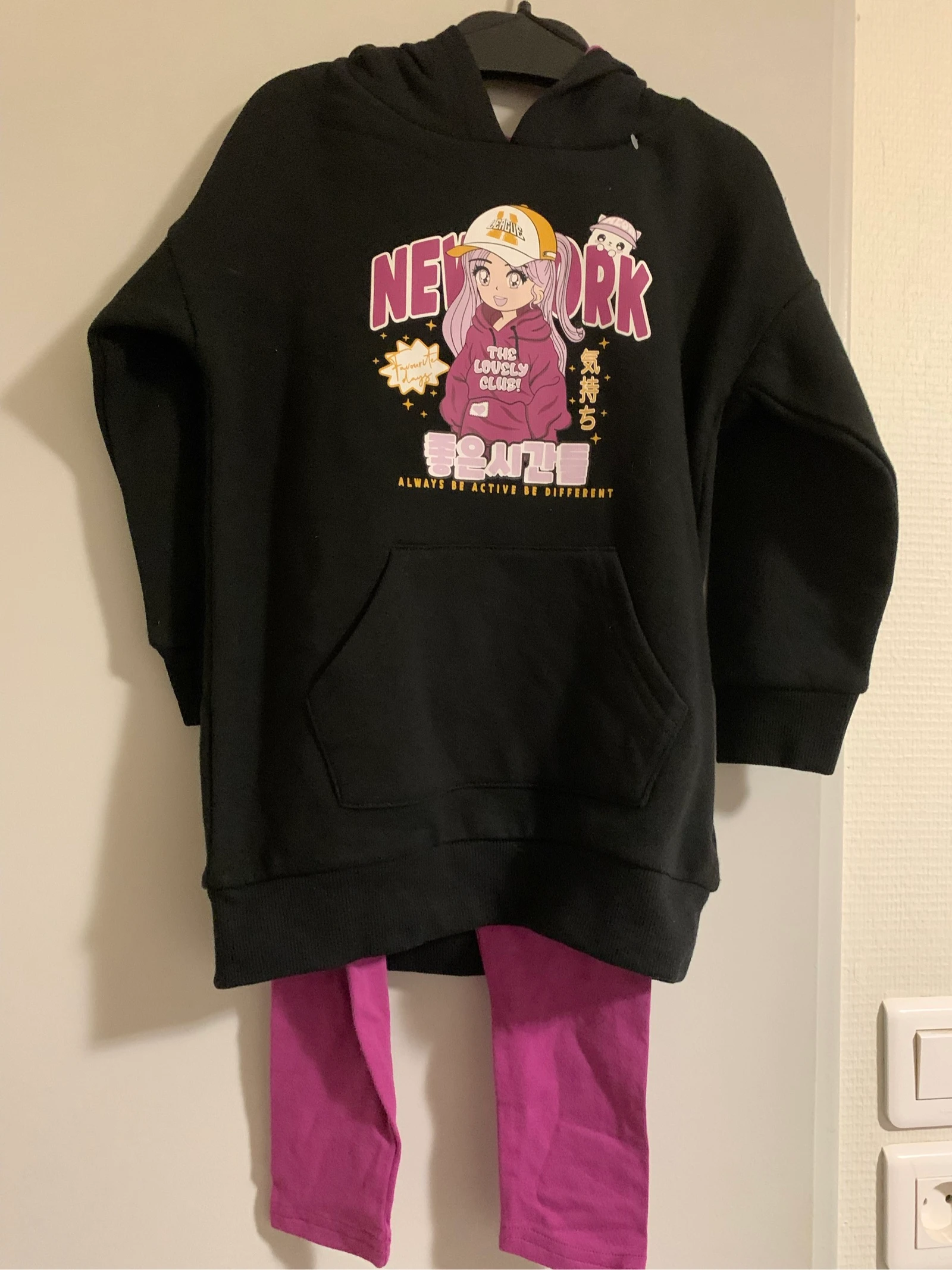 Conjunto de suéter y leggings New York – photo 2